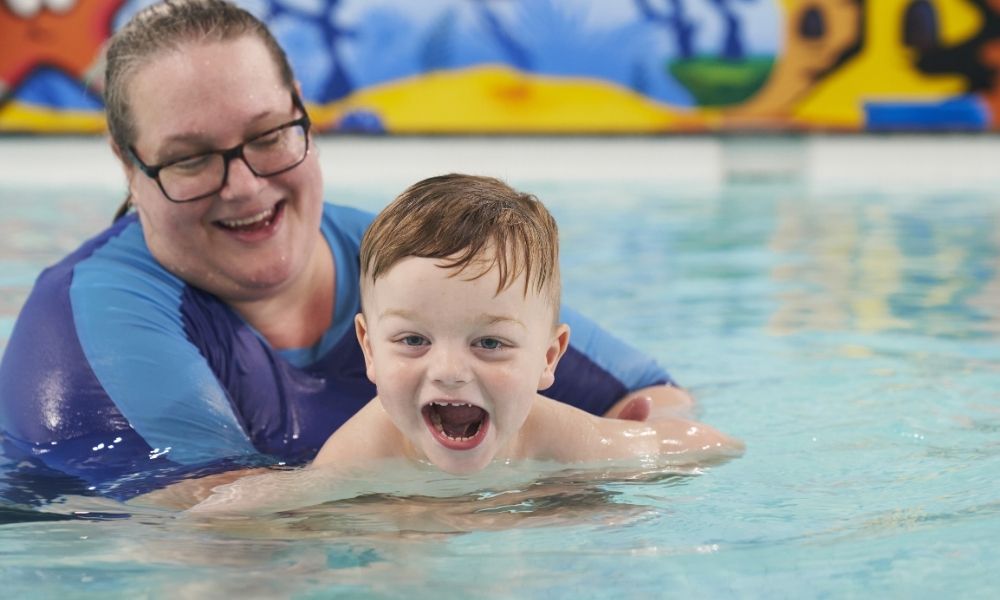 5 Most Important Benefits of Swimming for Children (2)