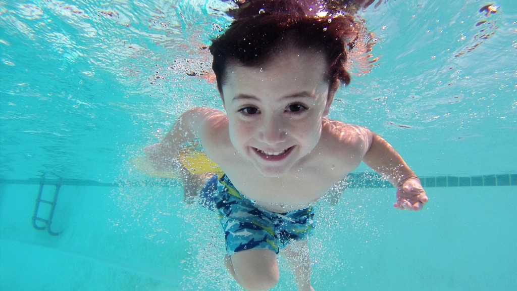 how to be confident in the water